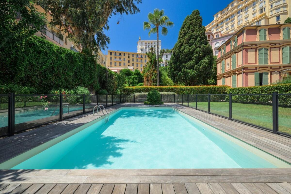 Le Coq Wagner - Parking - Air Conditioning - Pool مينتون المظهر الخارجي الصورة